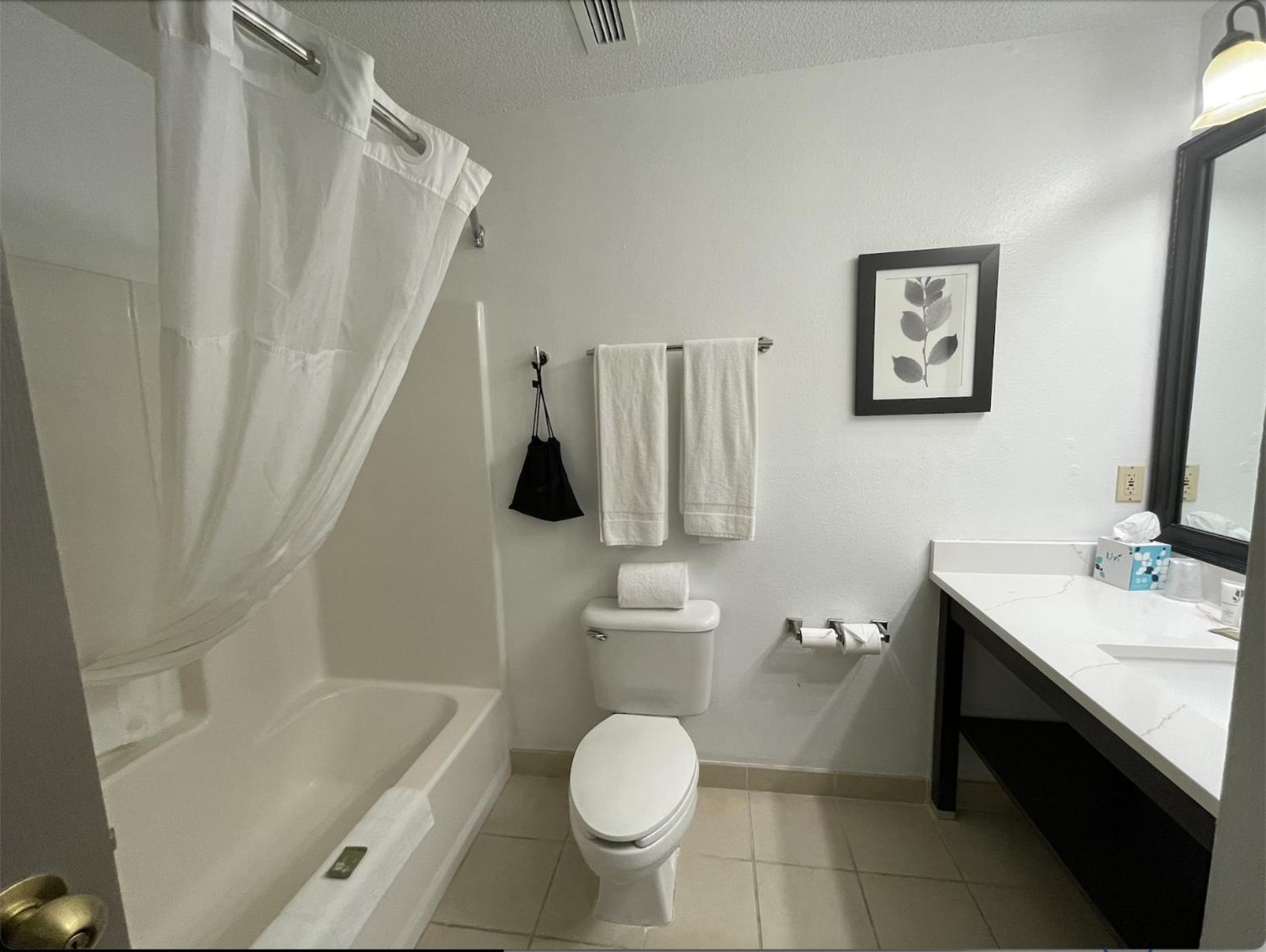 פורט דודג' Harmony Inn & Suites מראה חיצוני תמונה