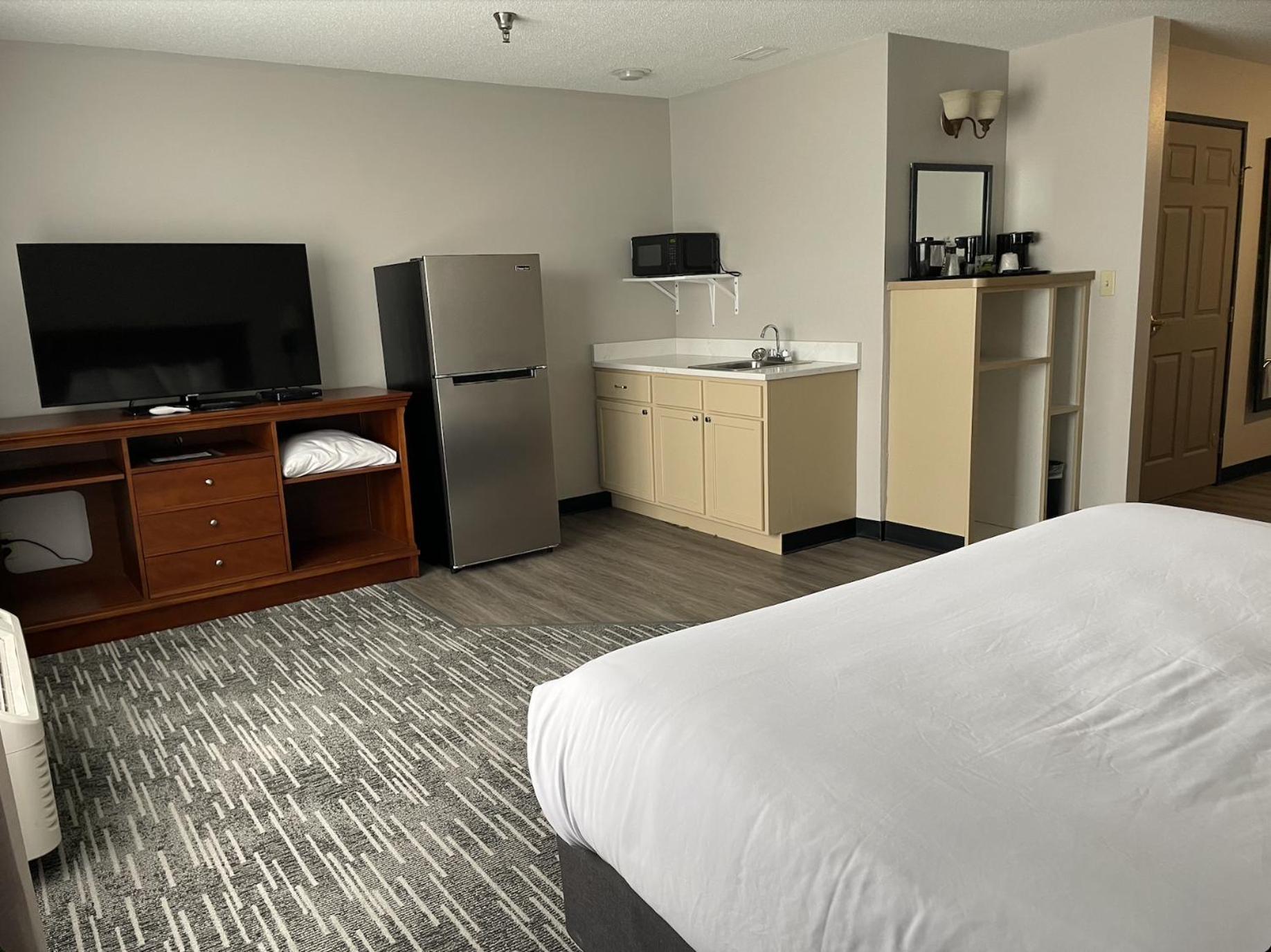 פורט דודג' Harmony Inn & Suites מראה חיצוני תמונה
