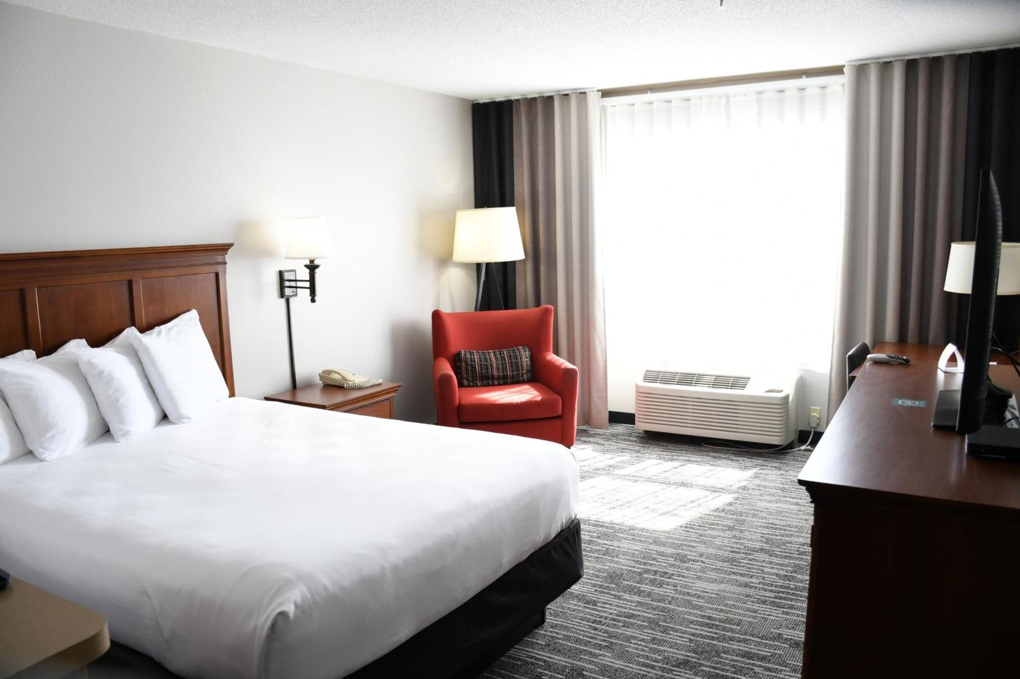 פורט דודג' Harmony Inn & Suites מראה חיצוני תמונה